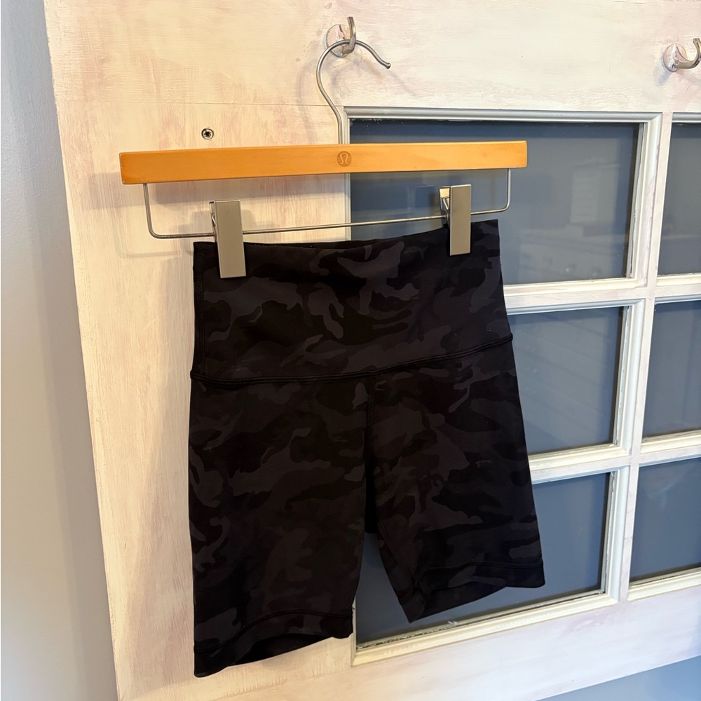 Lululemon Align High-Rise Short 6” Size 4